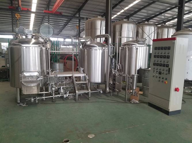 铁西全套啤酒设备一套多少钱？开精酿厂到底得配齐哪些？